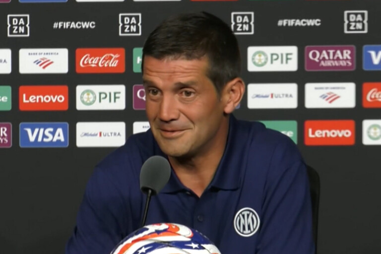 Cristian Chivu in conferenza prima di Inter-Urawa Red Diamonds